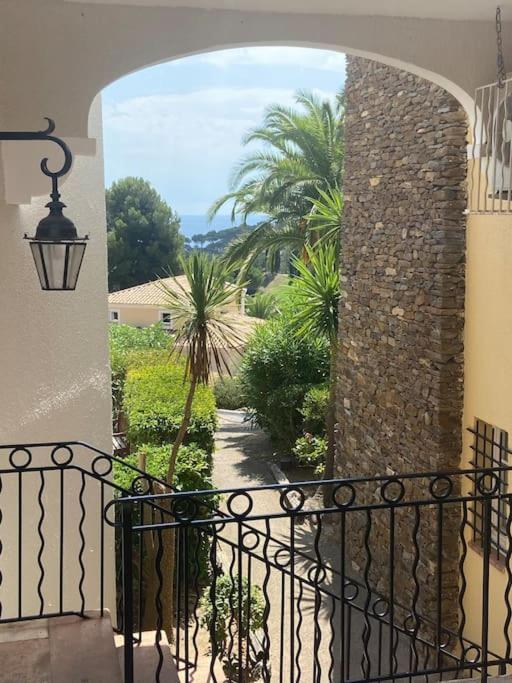 Dans Un Cadre D'Exception, Vue Mer Panoramique A Agay Cote D'Azur, Village Vacances Cap Esterel, T2 Avec Jardin, Golf, Climatisation, Wifi, 5 Piscines Saint-Raphaël Dış mekan fotoğraf