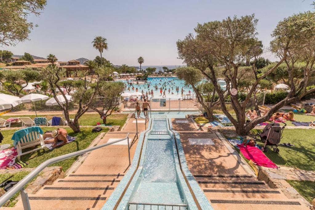 Dans Un Cadre D'Exception, Vue Mer Panoramique A Agay Cote D'Azur, Village Vacances Cap Esterel, T2 Avec Jardin, Golf, Climatisation, Wifi, 5 Piscines Saint-Raphaël Dış mekan fotoğraf
