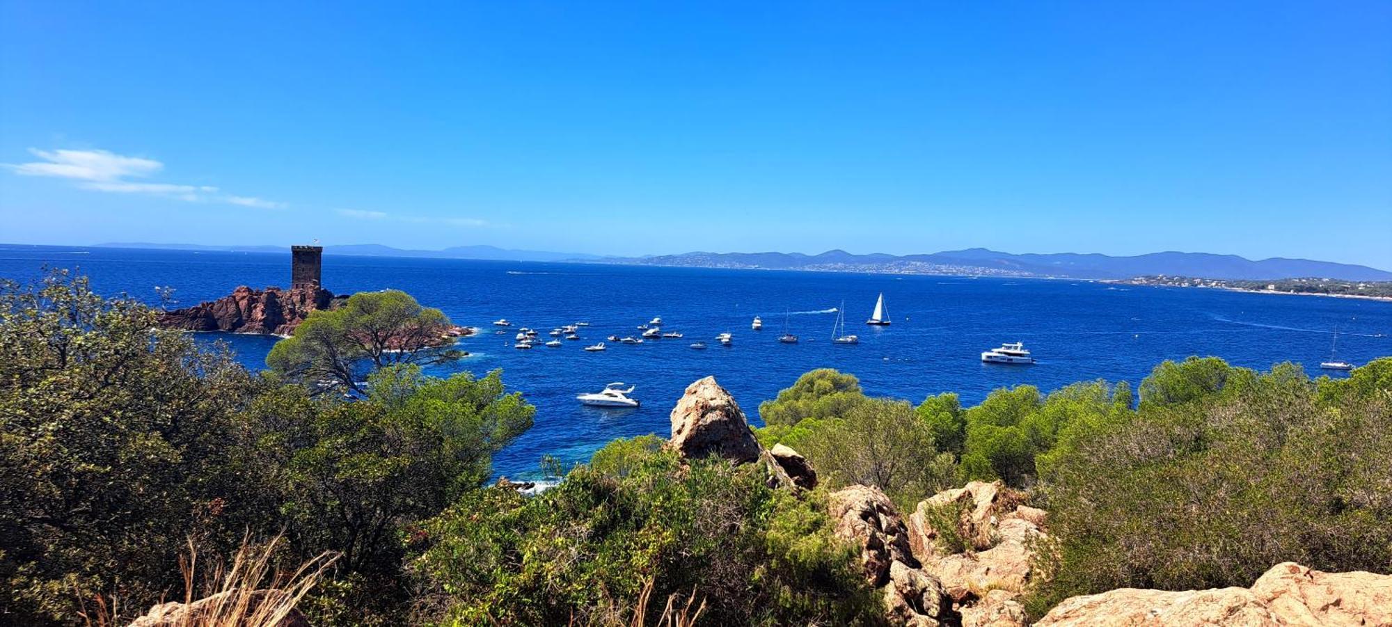 Dans Un Cadre D'Exception, Vue Mer Panoramique A Agay Cote D'Azur, Village Vacances Cap Esterel, T2 Avec Jardin, Golf, Climatisation, Wifi, 5 Piscines Saint-Raphaël Dış mekan fotoğraf